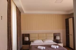 Отель SeaZone Hotel Шекветили Двухместный номер с 1 кроватью или 2 отдельными кроватями и видом на море-3